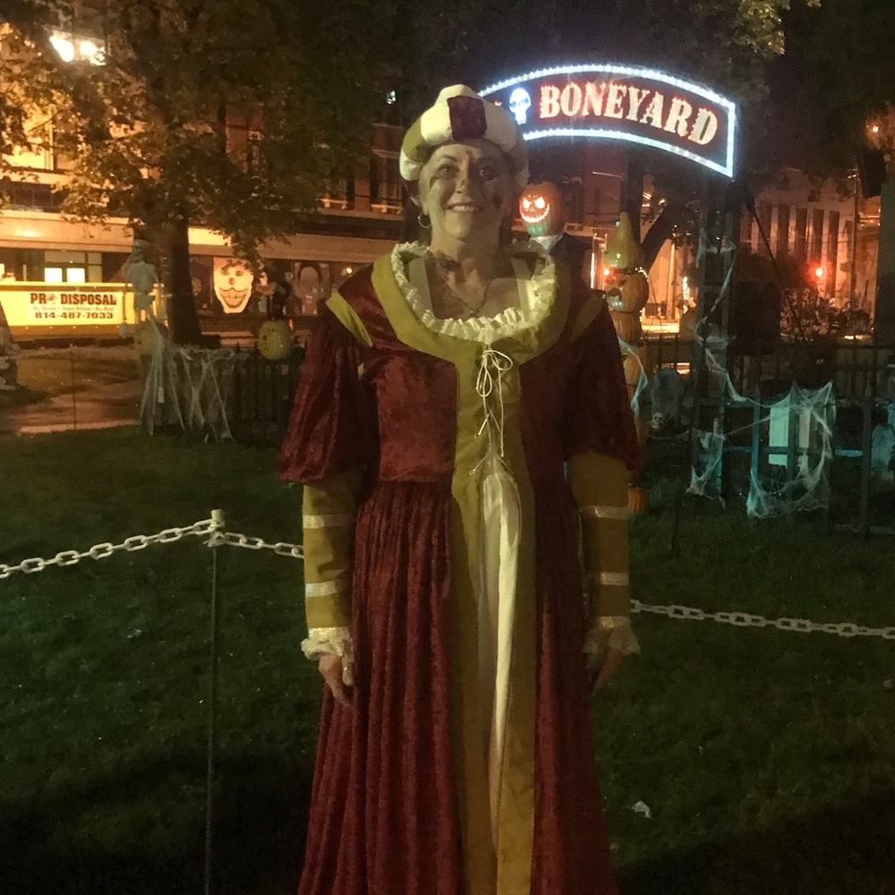 Meet your Posher, Pamela